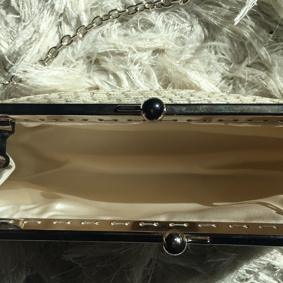 Inge Christopher glass beaded bag EUC - Picture 3 of 3